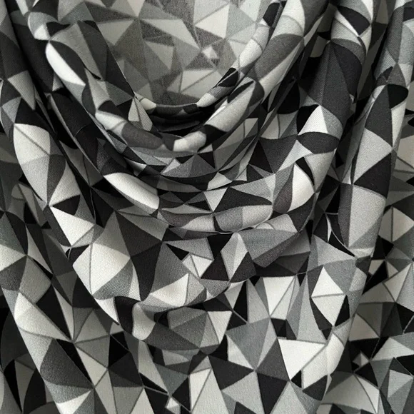 CALVIN KLEIN Sleeveless Cowl Neck  Blouse Size: Medium - Picture 3 of 8